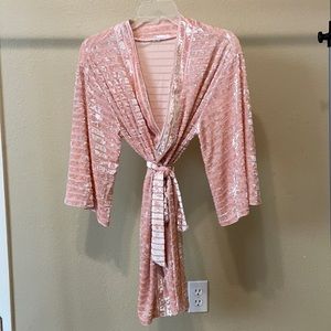 Forever 21 pink robe